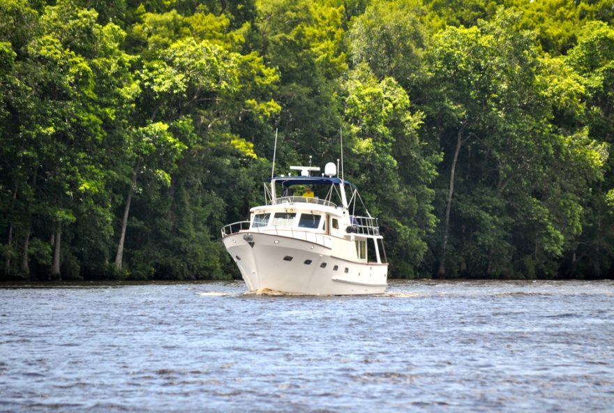 Boat Insurance for Travelers on the Ohio River